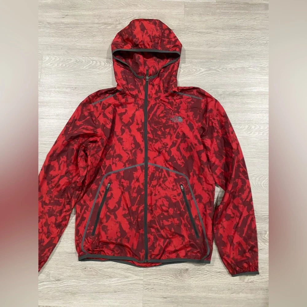 Men's‎ Red The North Face Mountain Athletics Hooded Windbreaker Geometric Jacket